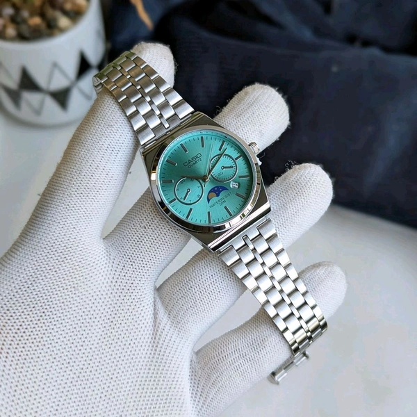 Most Demanded Analog Quartz Movement Watch With High Quality Strap Best finishing Body & Case - SRC1