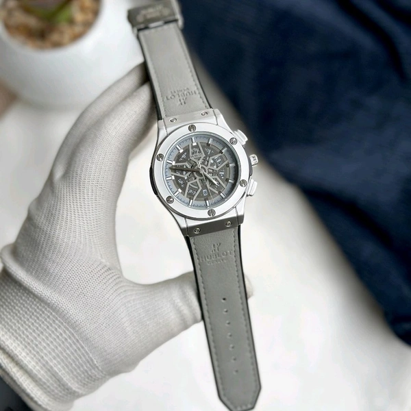 Most Demanded Budget Analog Quartz Movement Watch With High Quality Strap Best finishing Body & Case - SRH2