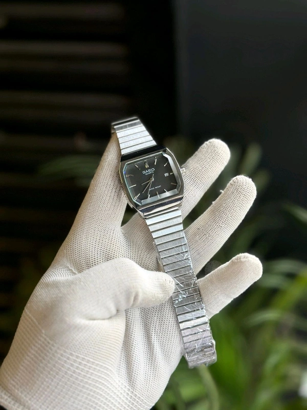 Most Demanded Gasiq Quartz Movement Watch With High Quality Strap Best finishing Body & Case - SRG9