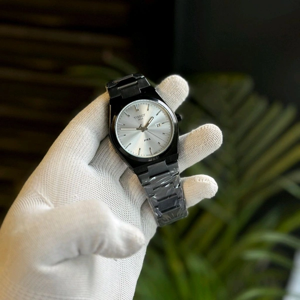 Most Demanded Trending Analog Watch | Analog Quartz Movement Watch With High Quality Strap Best Finishing Body & Case - SRP1