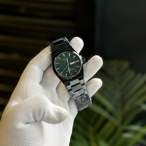 Most Demanded Trending Analog Watch | Analog Quartz Movement Watch With High Quality Strap Best Finishing Body & Case - SRP3