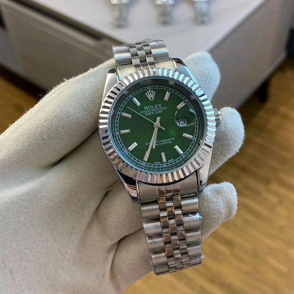 Most Demanded Trending Dial Analog Watch | Analog Quartz Movement Watch With High Quality Strap Best Finishing Body & Case - SRG4