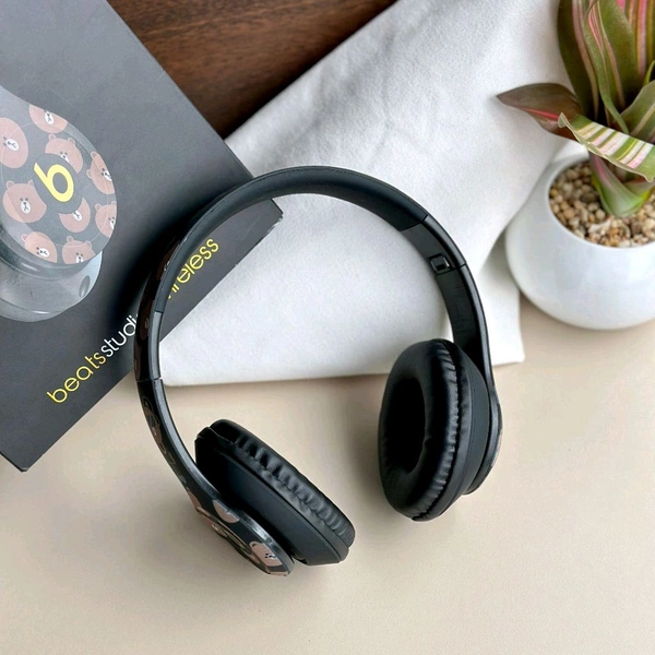 New Limited Edition High Quality Bluetooth Wireless Headphones With 5-6 Hours Playback Time - Black