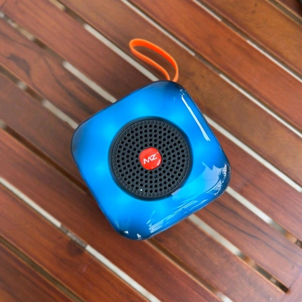 Portable Bluetooth Speaker Dynamic Thunder Sound 1200MAH Battery RGB 5 W Bluetooth Speaker Multicolor, Stereo Channel