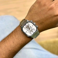 V9 Analog Quartz Movement Watch With High Quality Strap Best finishing Body & Case