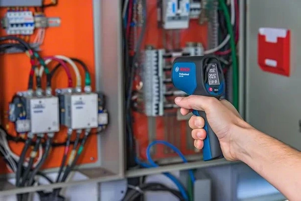 Bosch GIS500 Temperature Gun