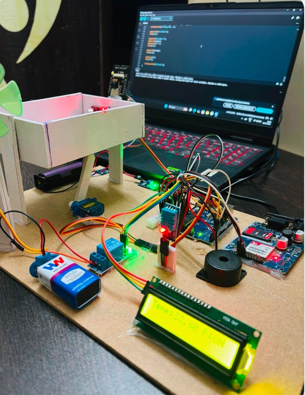 IoT-Based Smart Baby Cradle: Real-Time Monitoring, Comfort Automation & Safety Alerts.