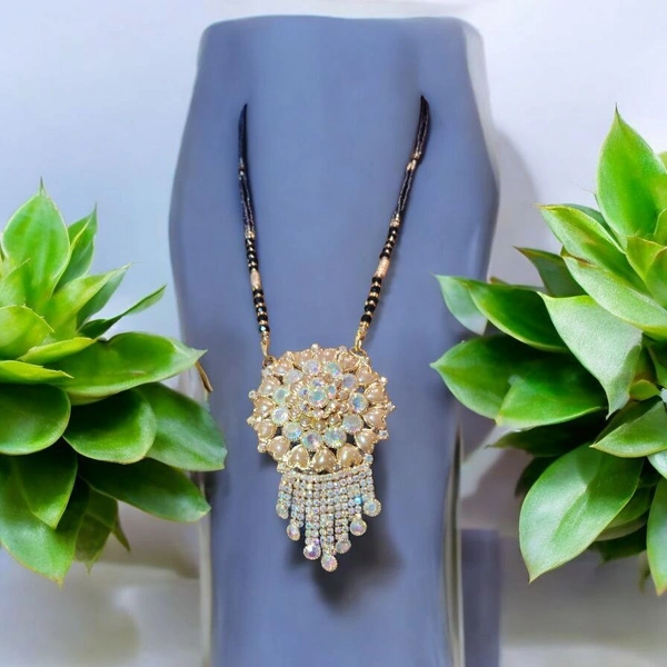 Skb Market Traditional Gold-Plated Mangalsutra for Women, Elegant and Stylish Design, Symbol of Love and Marriage, Perfect for Daily Wear, Festivals, or Special Occasions, Lightweight and Comfortable