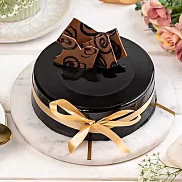 Decorative Chocolate Truffle Cake - 1/2kg