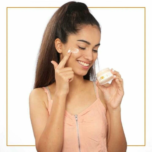 Plum Chamomile & White Tea Plush Night Souffle Night Cream 50ml|