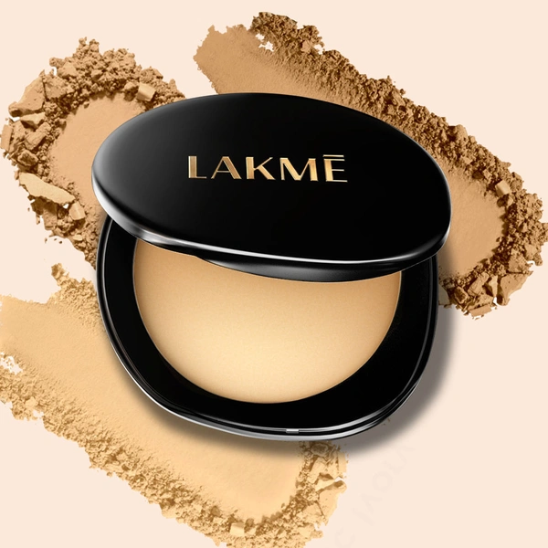Lakme Perfect Radiance Skin Lightening Compact, Golden Sand 03, With Spf 23, 8 g