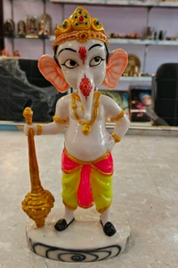 Bal Ganesh Statue