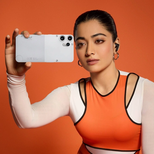 CMF by Nothing Phone 2 Pro (White, 256 GB) (8 GB RAM) - White, CMF by Nothing Phone 2 Pro (White, 256 GB) (8 GB RAM)