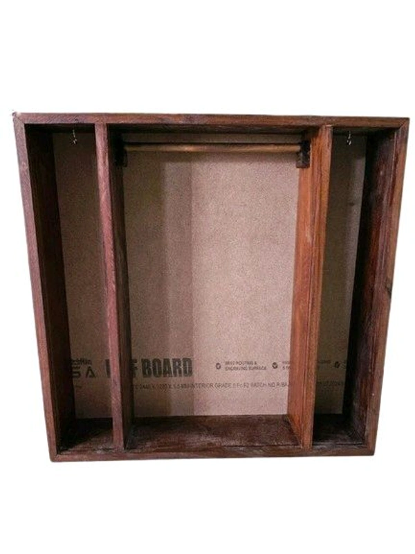 Kaleera, Chooda Preservation Varamala Teakwood Frame