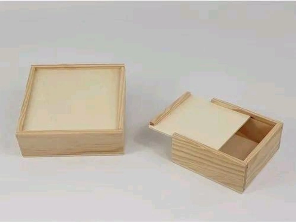 Pinewood Box Sliding Lid - 16 x 16 x 3 Inches