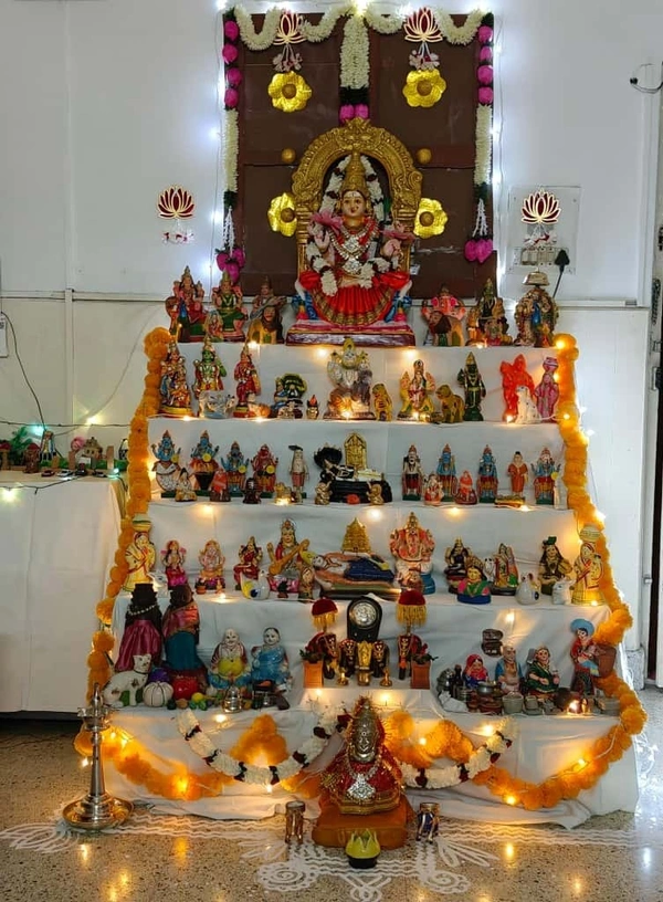 5 Step Golu padi stand 4 Feet width - 18mm, Birchply