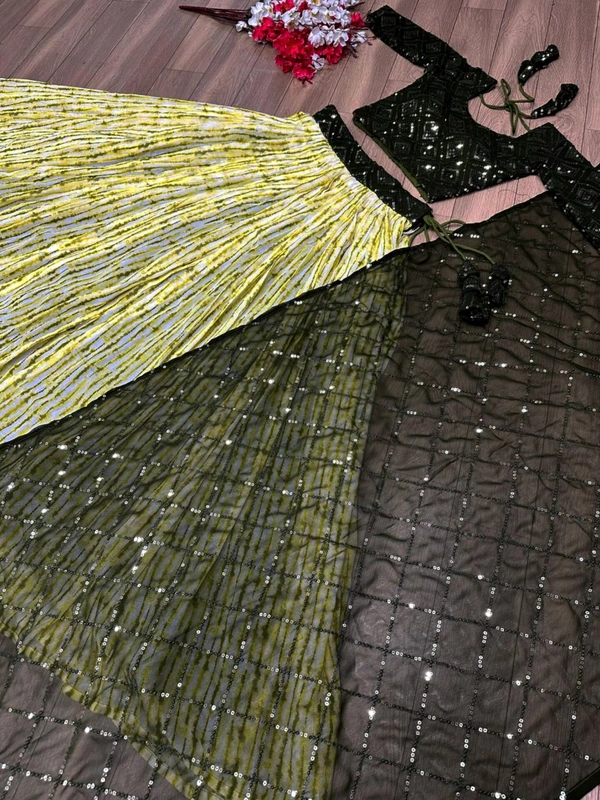 Lehenga Choli - XL UP TO XXL, Gold