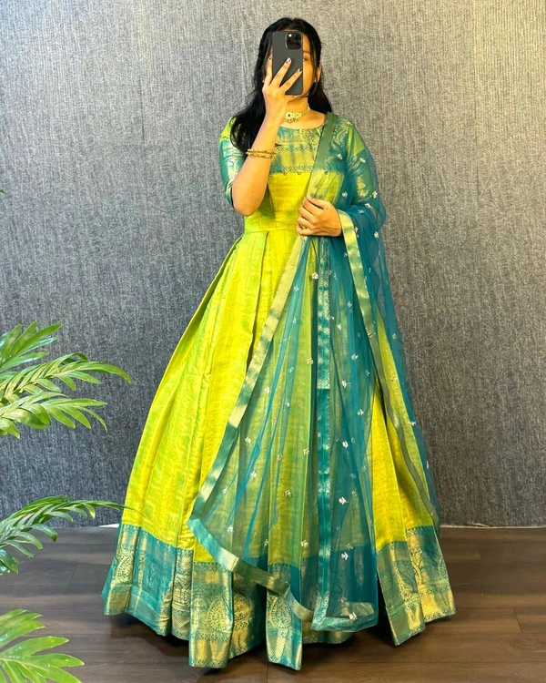 Ambica - Harlequin, S-36