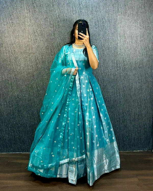 GOWN - Curious Blue, XL -42