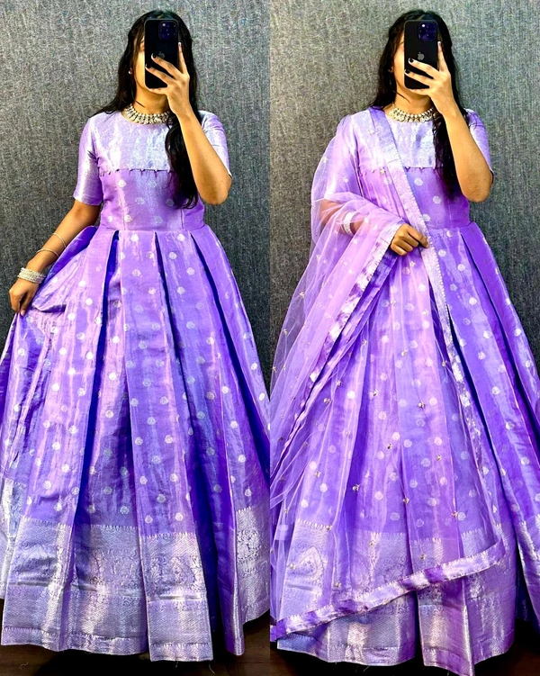 GOWN - Heliotrope, M-38