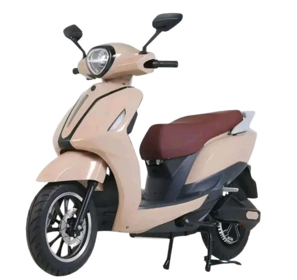Chetak Small - White