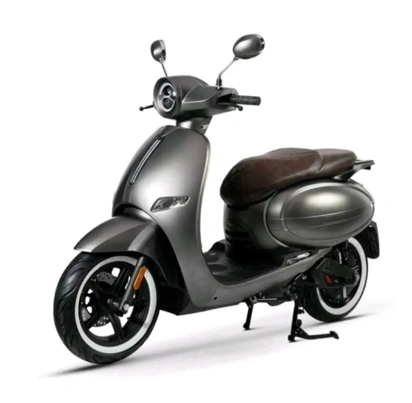 Vespa Round Light New Model - Silver