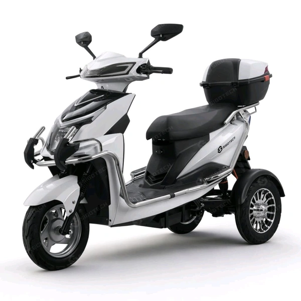 Handi Cap Three Wheel Model - White