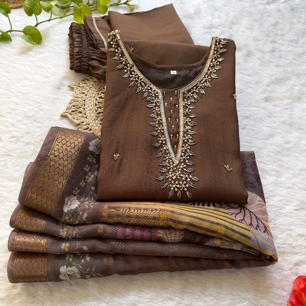 Premium Vatican Soft Fabric Suit - L (40)