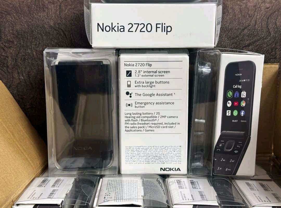 NOKIA 2720 (Flip) Feature Phone, Dual SIM, 2MP Camera with LED flash