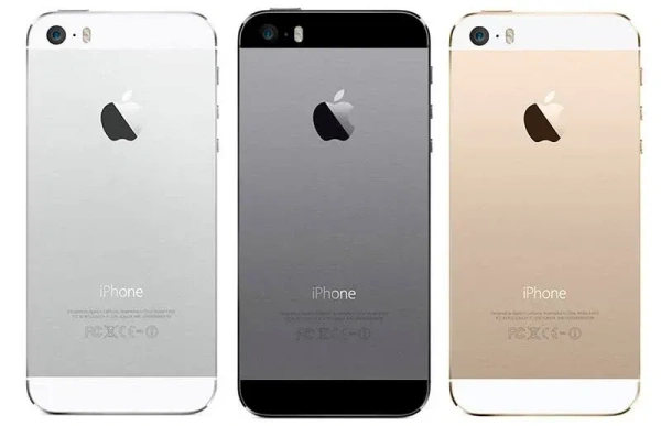 iPhone 5S Just Like New 3 Month Warranty Including All Accessories - 16GB, Silver