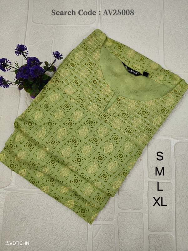 Avaasa Kurtis AV25008 - Light Green, XL