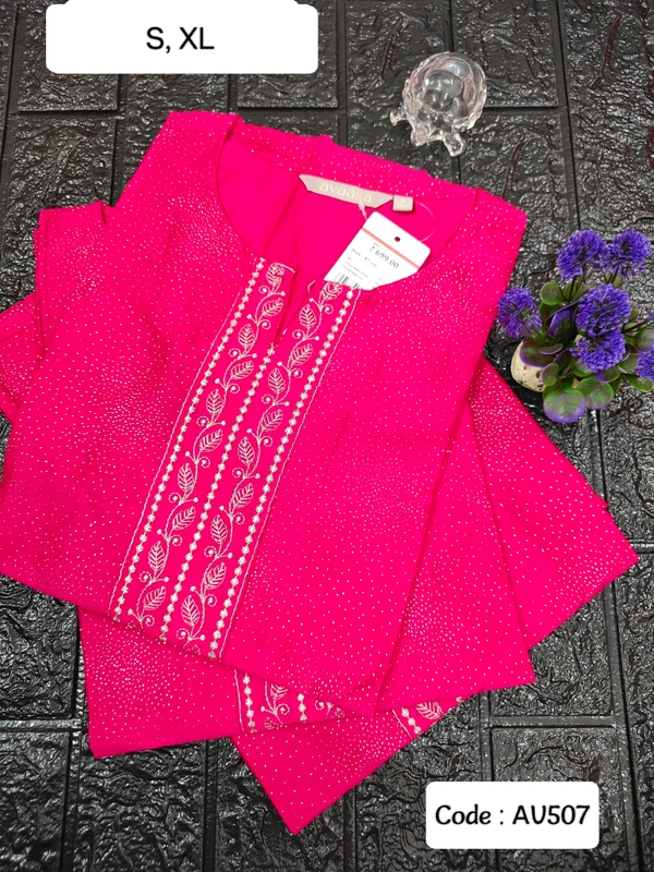 Avaasa Kurtis AV507 - Rani Pink, S