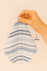 Smurf Finds Baby Muslin Burp Cloth| wipe cloth|kerchief | SMKF2901 - 17 cm x 20 cm size, Assorted