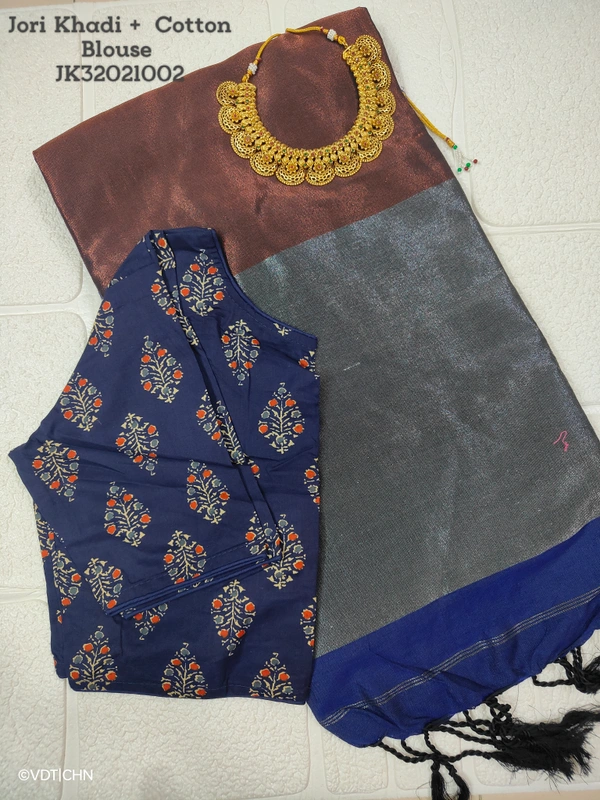 Ruthvi Ethincs Jari khadi with Silk Cotton Blouse JK32021002 - Ash With Maroon, Saree With Blouse