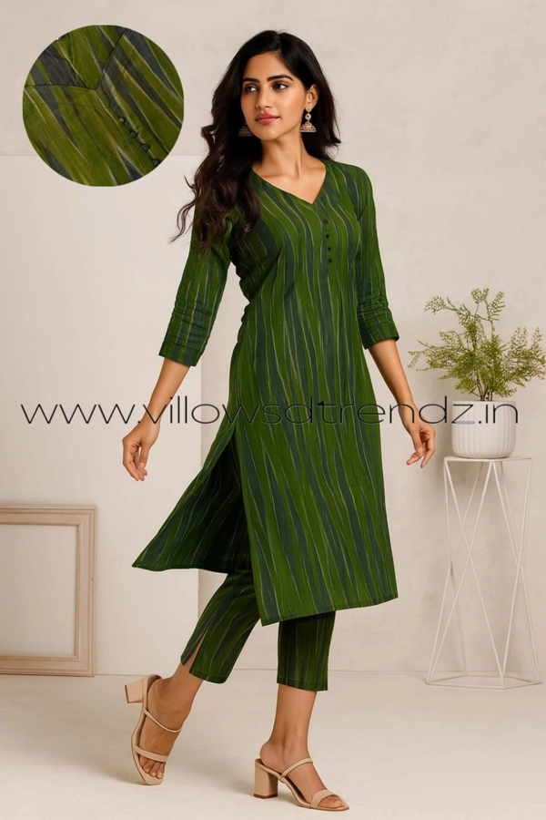 Twill Blue Kalamkari Cotton Kurtis| Side cut |3/4th sleeve |Green | CK22559 - M, Green