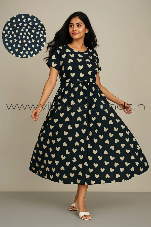 Smurf Finds Maternity Feeding Lounge Wear | Black | MGF30053 - Black, 2XL