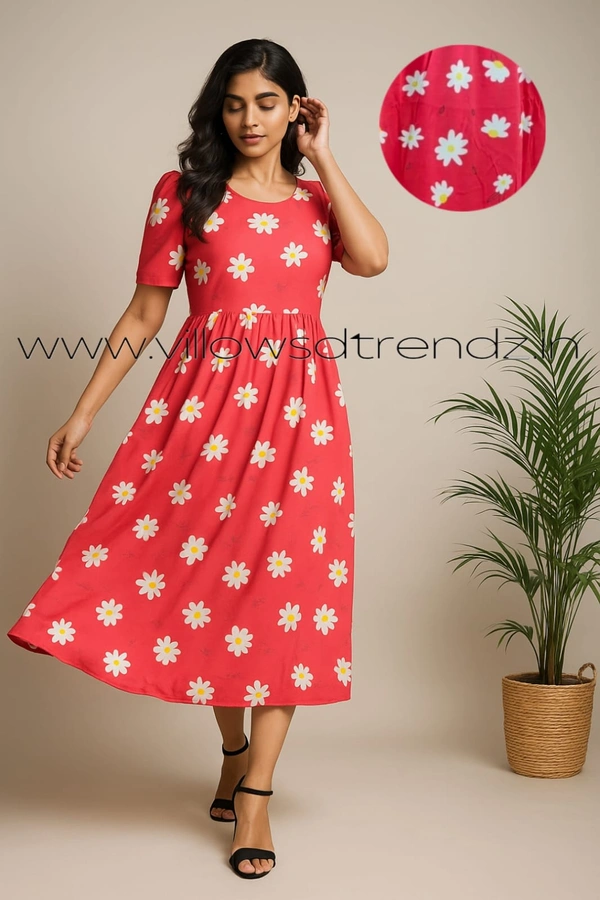 Smurf Finds Non Feeding Lounge Wear MG27001 - Red, M