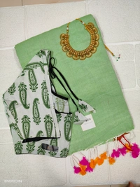 Ruthvi Ethincs Plain Khadi With Blouse PK23021035 - Peach Green, Saree With Blouse