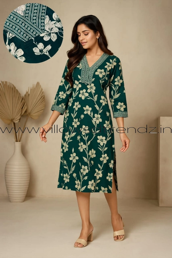 Twill Blue Plus Size |Side Cut Liva Kurti | Green| LIPS245030 - 4XL, Green
