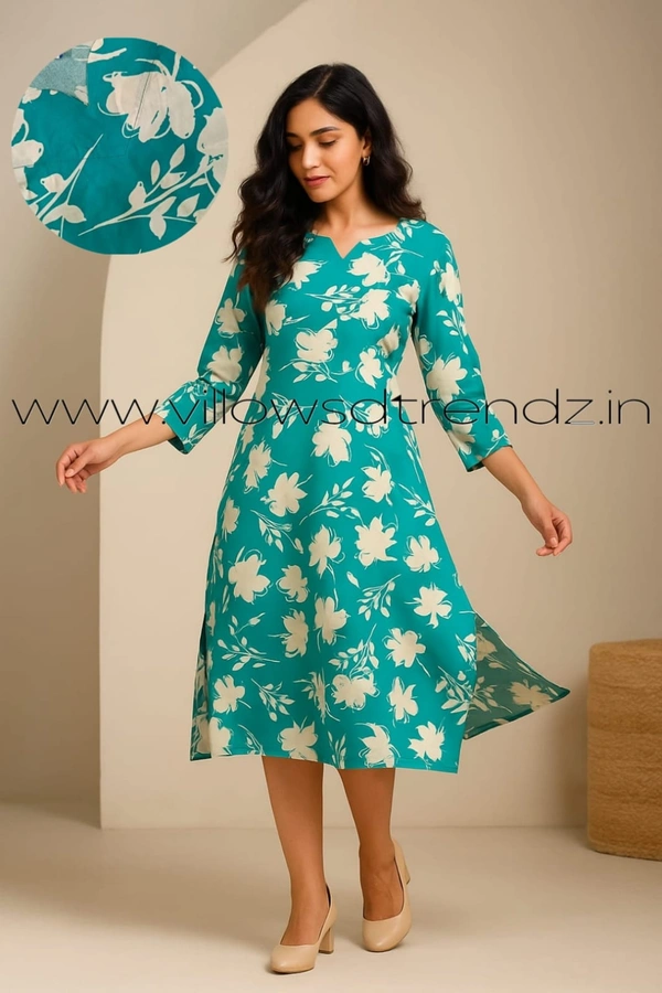 Twill Blue Plus Size |Side Cut Liva Kurti |Sky Blue | LIPS24501 - 4XL, Sky Blue