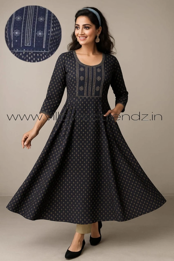 Twill Blue Rayon Umberlla Kurti | L |Navy Blue|UM33001 - L, Navy Blue