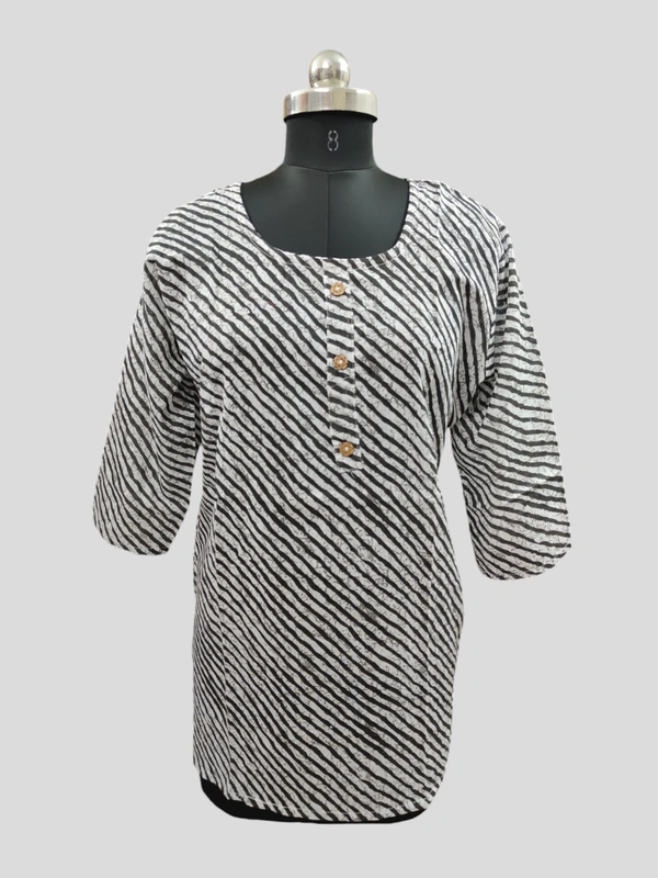 Round Neck Lined Short Kurti SK1370 - Black, M