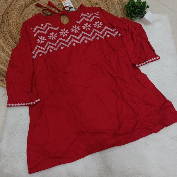 Villows Stylish Short Kurti| Red | SK14006 - XL, Red