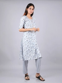 Floral Fantasy Light Gray Kurti & Pants - M
