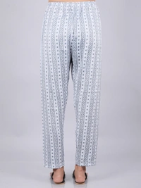 Floral Fantasy Light Gray Kurti & Pants - M