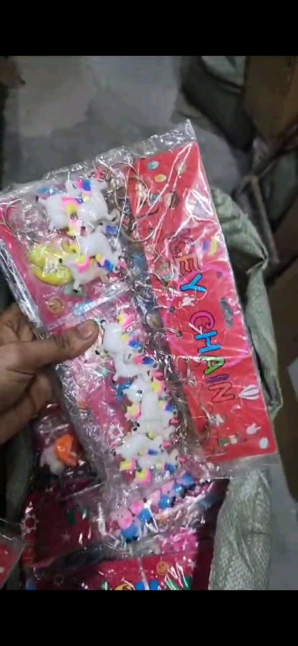 Unicorn Small Keychain - below 6 dozen