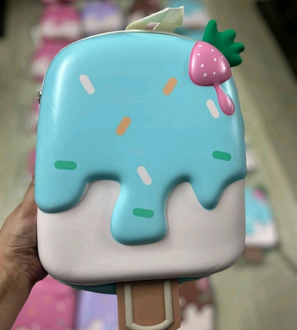 Icecream shape backpack - 06 pcs and above