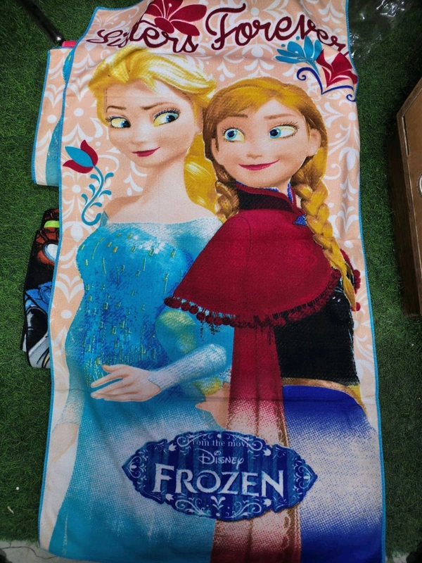 Swimming kids towel - below 6 pcs