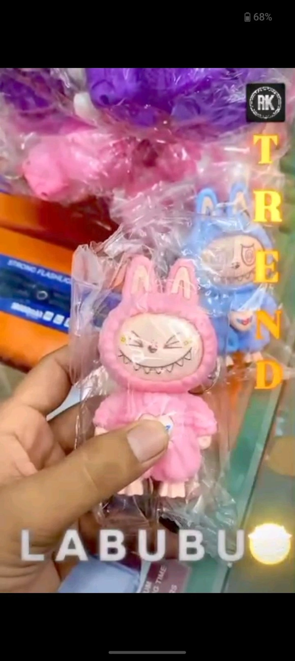 Labubu face changing keychain