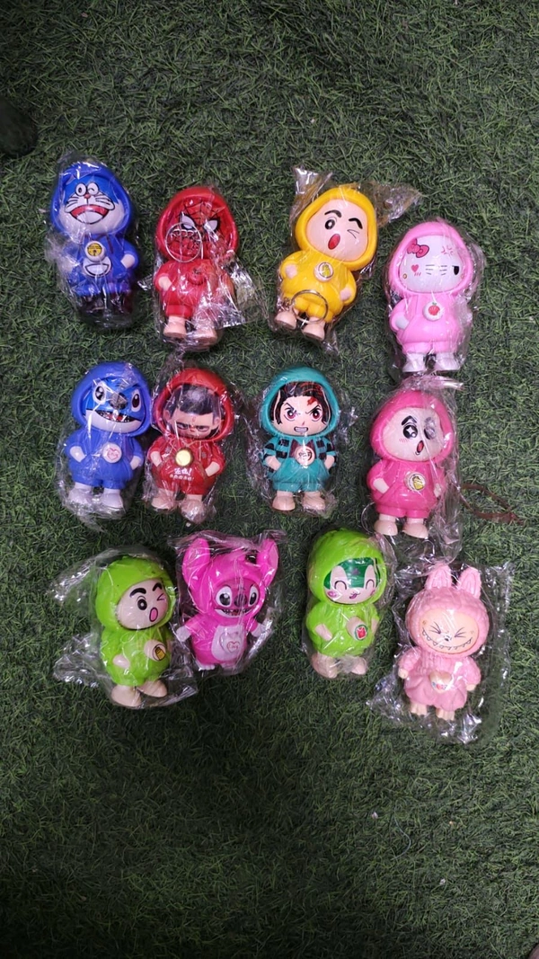 face changing keychain mix - 12pcs and above
